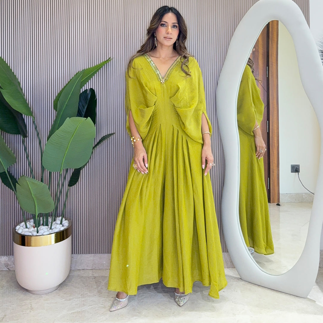 What to Wear This Festive Season 2026? Stylish Women's Party Dresses, Gowns, Co-ord Sets & Western Outfits to Elevate Your Look