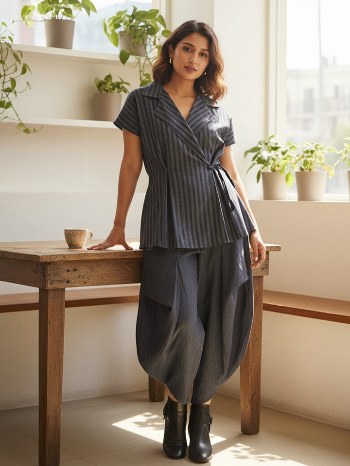 Eva Collar Stripe Top