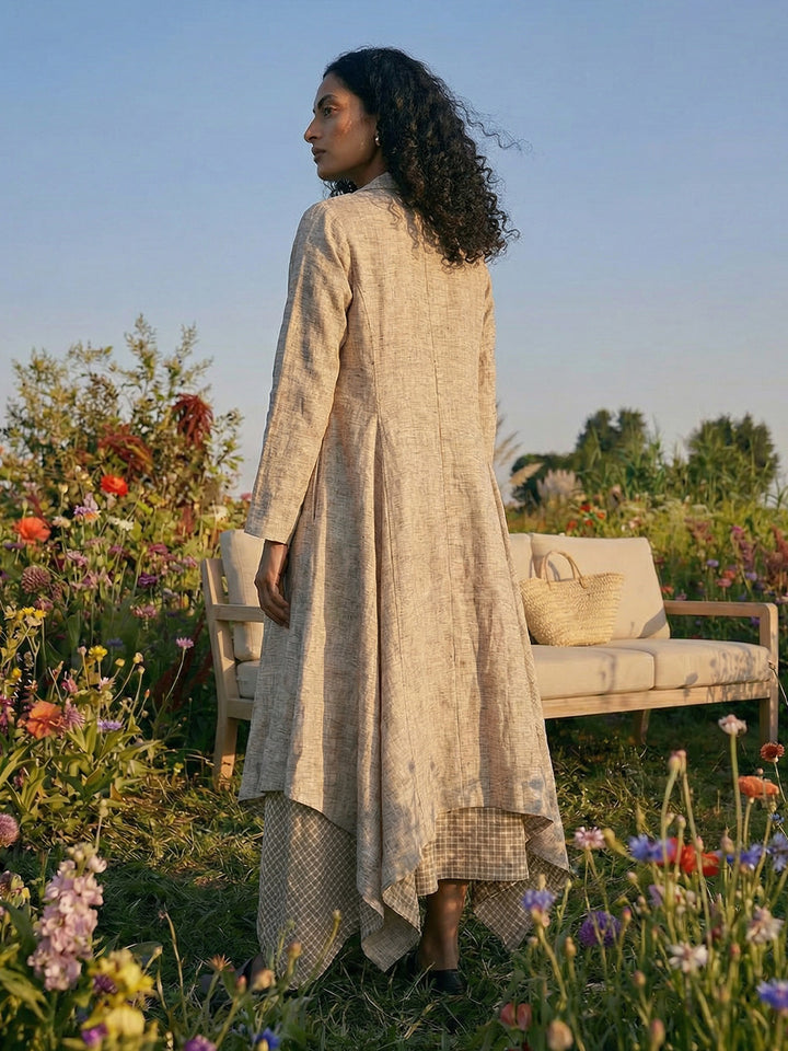 Cinnamon Asymetric Cape