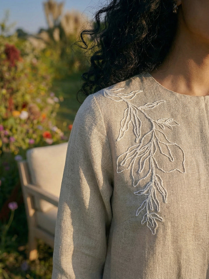 Sandalwood Embroidered Floral & Cotton Tunic