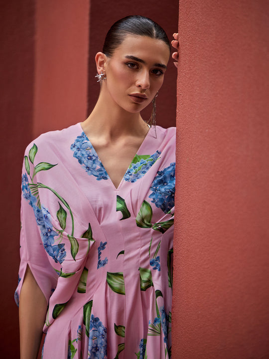 Women’s beach outfit