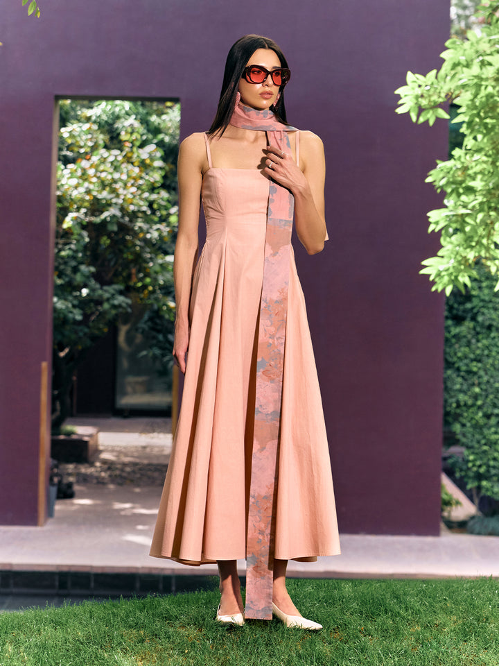 Chic vacation outfit