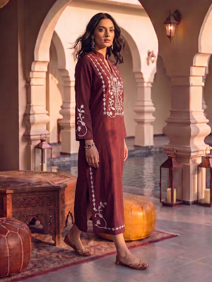 Villa Vase Embroidered Long Tunic with Slit