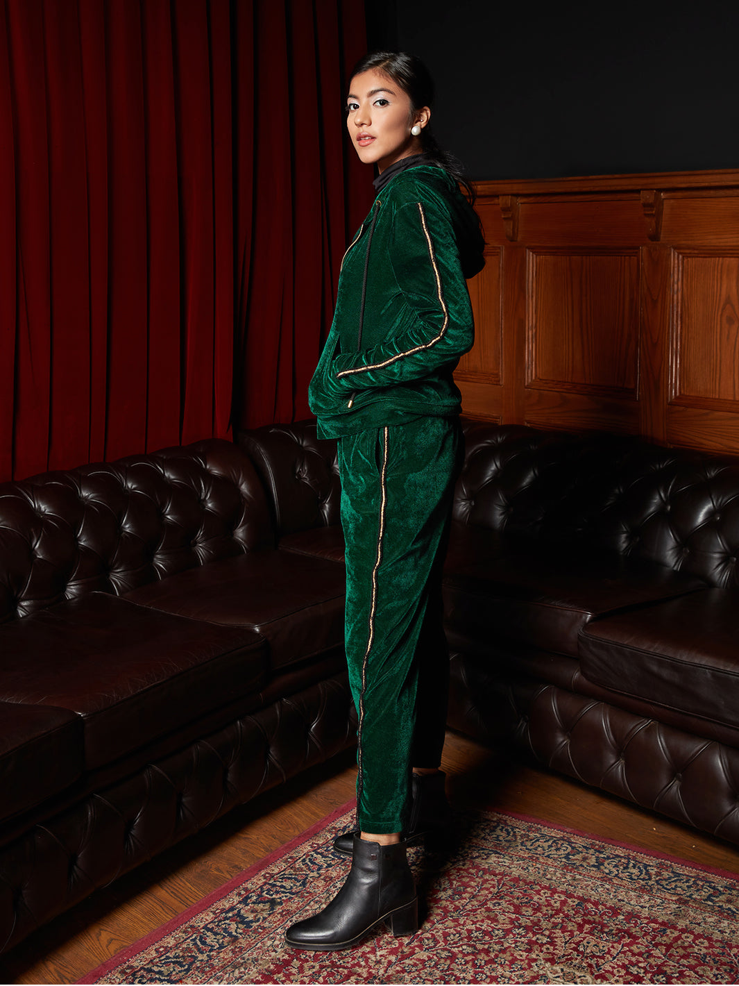 Zion Green Velvet Tracksuit With Pants 3