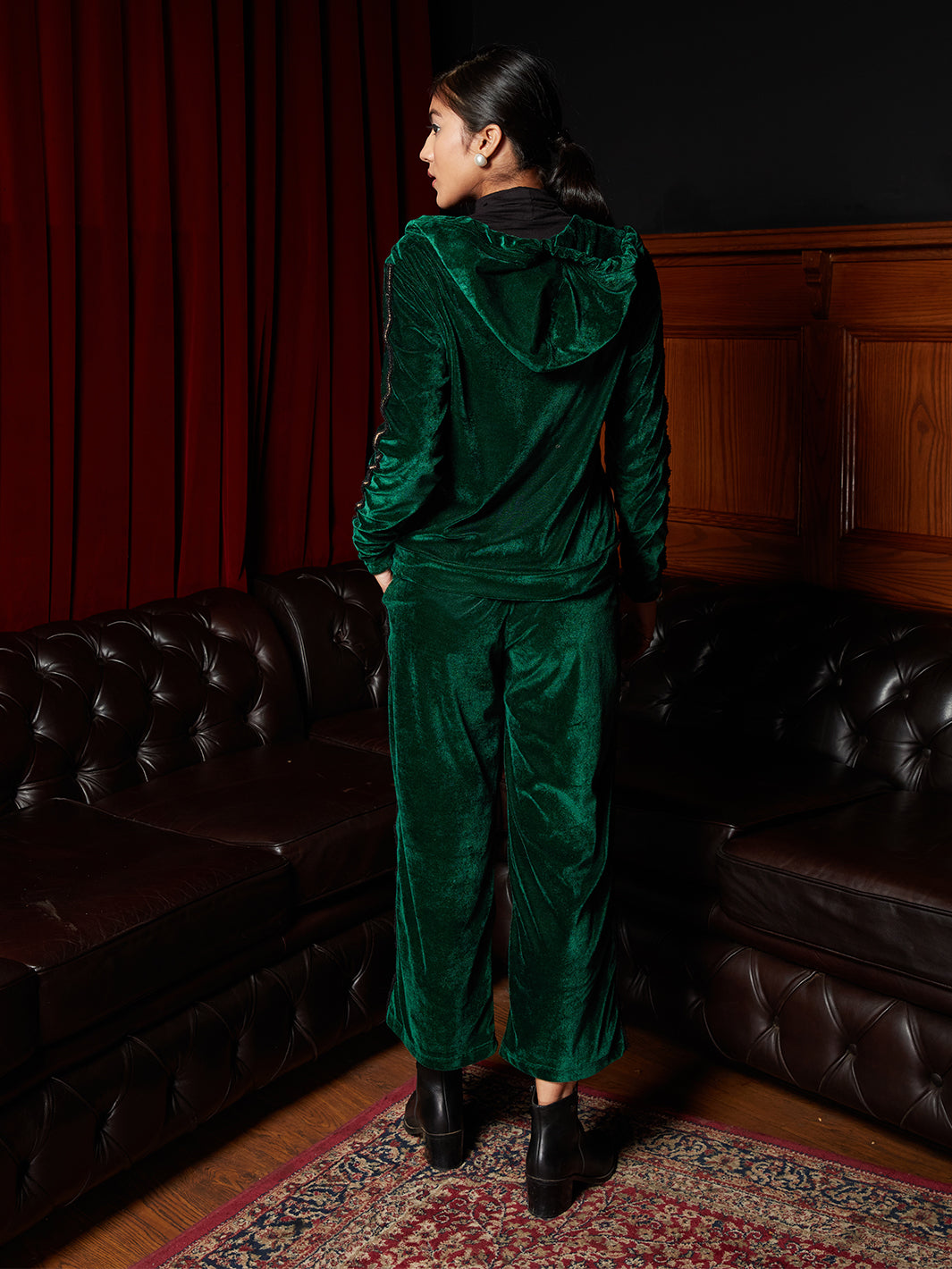 Zion Green Velvet Tracksuit With Pants 2